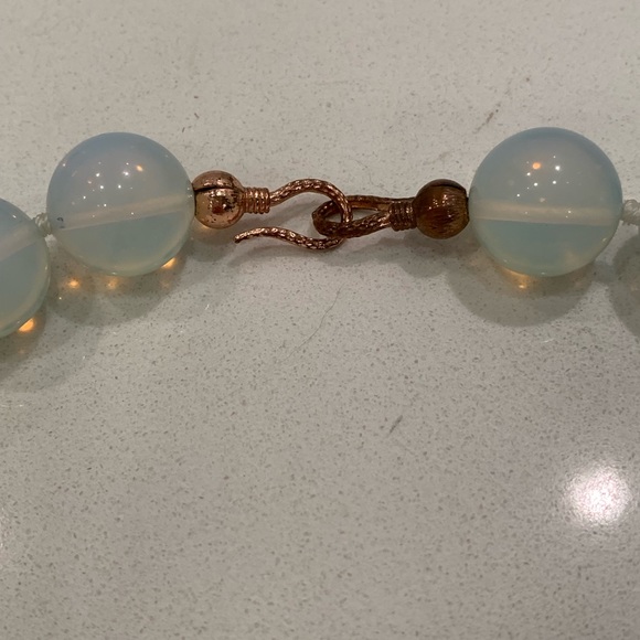 Moonstone necklace with rose gold accents - Picture 5 of 6